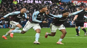 قمة الجولة.. أستون فيلا يسعى لصدارة البريميرليج بعد 128 عامًا